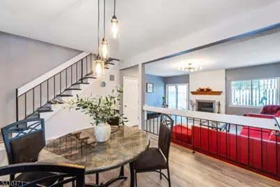 25 Chelsea Way, Bridgewater Twp., NJ 08807 - Photo 4