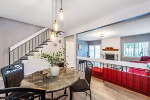 25 Chelsea Way, Bridgewater Twp., NJ 08807 - Photo 4