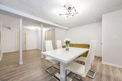 25 Chelsea Way, Bridgewater Twp., NJ 08807 - Photo 18