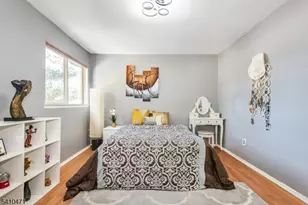 25 Chelsea Way, Bridgewater Twp., NJ 08807 - Photo 14