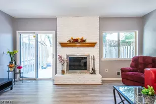 25 Chelsea Way, Bridgewater Twp., NJ 08807 - Photo 6