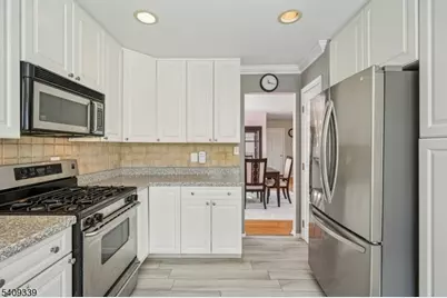 1 Smoke House Ct, Readington, NJ 08889 - Photo 14