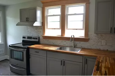 388 Rutherford Ave, Franklin, NJ 07416 - Photo 2