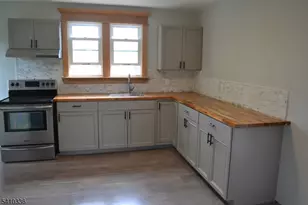 388 Rutherford Ave, Franklin, NJ 07416 - Photo 6