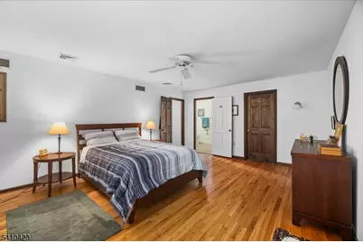 64 Hogback Rd, Franklin Township, NJ 08867 - Photo 12