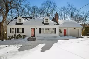 24 Raynor Rd, Morris Township, NJ 07960 - Photo 1