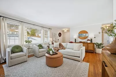 24 Raynor Rd, Morris Township, NJ 07960 - Photo 6