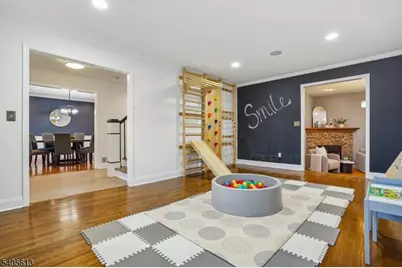 106 Frazee Court, Westfield, NJ 07090 - Photo 6