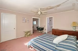 587 Thoreau Terrace, Union Township, NJ 07083 - Photo 20