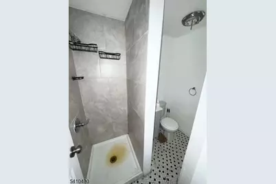 174 Munn Ave, Irvington, NJ 07111 - Photo 8