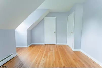 18 Macfarlan Ave, Hawthorne, NJ 07506 - Photo 10