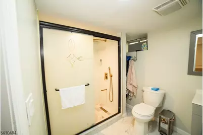 415 19th Ave, Paterson, NJ 07504 - Photo 26