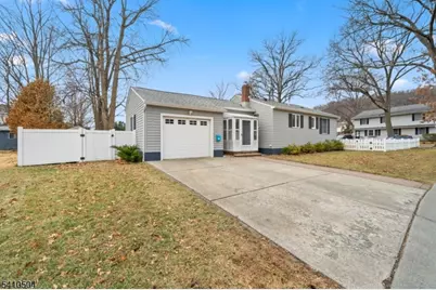 27 Garrabrant Rd, Clifton, NJ 07013 - Photo 24