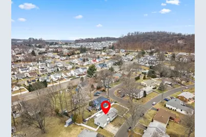 27 Garrabrant Rd, Clifton, NJ 07013 - Photo 22