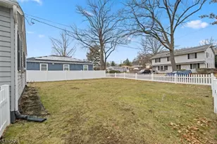 27 Garrabrant Rd, Clifton, NJ 07013 - Photo 16