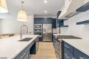 165 Jasmine Dr, Warren Township, NJ 07059 - Photo 4