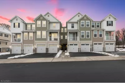 165 Jasmine Dr #613, Warren Township, NJ 07059 - Photo 1