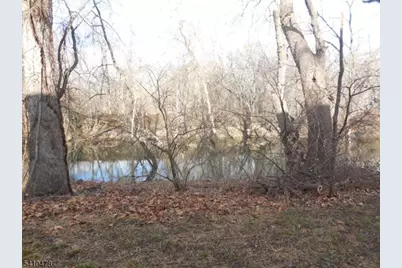 221 Boulevard Dr, Wayne, NJ 07470 - Photo 4