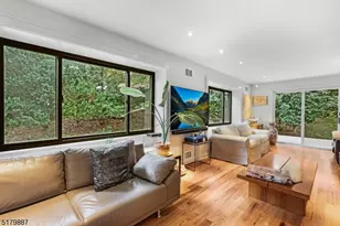 22 Arrowhead Rd, Morris Township, NJ 07960 - Photo 6