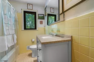 22 Arrowhead Rd, Morris Township, NJ 07960 - Photo 18