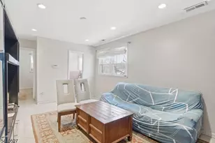 14 Green St, Morristown, NJ 07960 - Photo 10