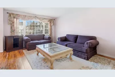 14 Green St, Morristown, NJ 07960 - Photo 2