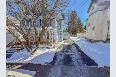 24 Townsend St, Newton, NJ 07860 - Photo 2