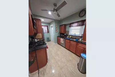 51 Rollinson St, West Orange Township, NJ 07052 - Photo 4