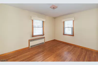 90 Dick St, Clifton, NJ 07013 - Photo 6