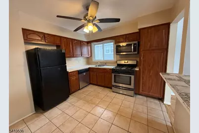 17 Daka Ct #2, Bloomfield, NJ 07003 - Photo 6