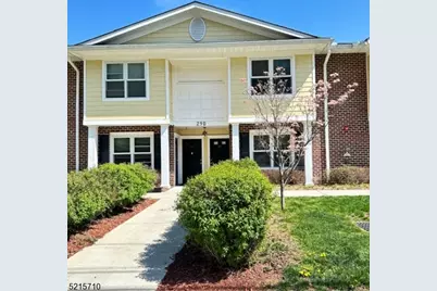 290 3rd St #D1, Hackensack, NJ 07601 - Photo 2