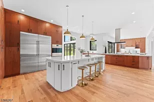 465 Cherry Ln, Mendham, NJ 07945 - Photo 16