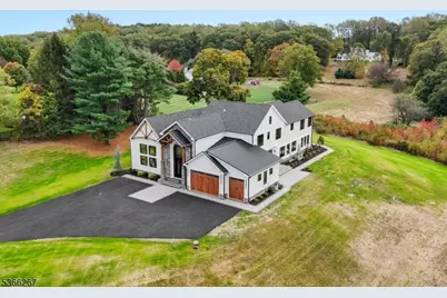 465 Cherry Ln, Mendham, NJ 07945 - Photo 2