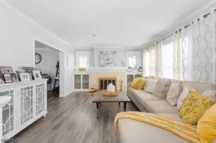 389 E 38th St, Paterson, NJ 07504 - Photo 4
