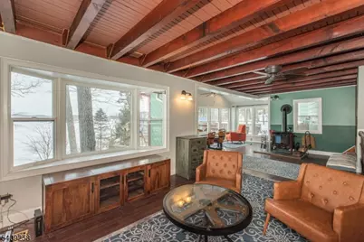 15 Pebble Beach Rd, Hopatcong, NJ 07843 - Photo 8