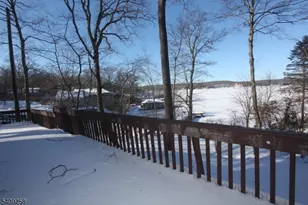 15 Pebble Beach Rd, Hopatcong, NJ 07843 - Photo 24