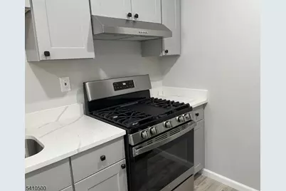 343 Thomas St, Phillipsburg, NJ 08865 - Photo 6