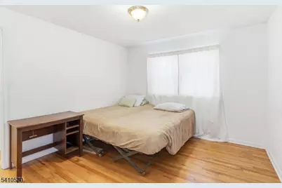 52 Oak Ave, Irvington, NJ 07111 - Photo 12