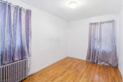 52 Oak Ave, Irvington, NJ 07111 - Photo 10