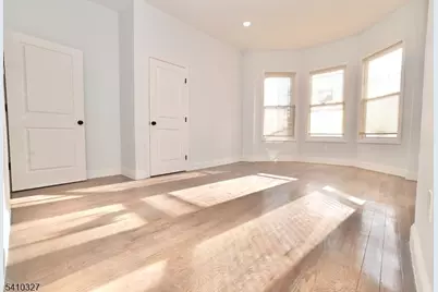 41 Arlington Ave, Jersey City, NJ 07305 - Photo 24