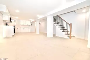 41 Arlington Ave, Jersey City, NJ 07305 - Photo 26