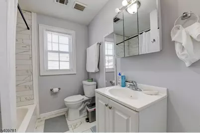 188 Pennington St, Newark, NJ 07105 - Photo 12