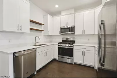 379 Main St, Little Falls Township, NJ 07424 - Photo 4