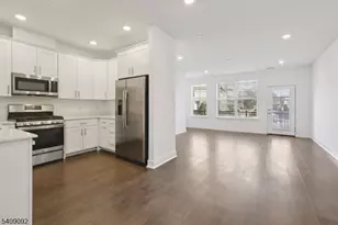 379 Main St, Little Falls Township, NJ 07424 - Photo 8