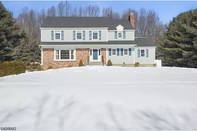 15 Fleming Court, Washington Township, NJ 07853 - Photo 2