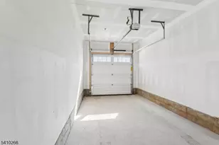 179 Jasmine Dr, Warren Township, NJ 07059 - Photo 24