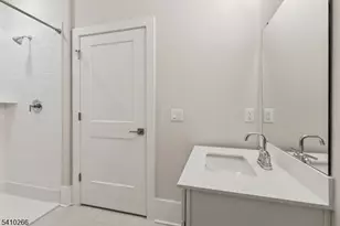 179 Jasmine Dr, Warren Township, NJ 07059 - Photo 12