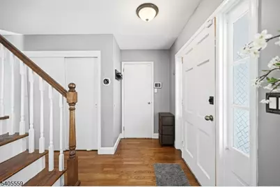 26 E Harrison Pl, Livingston, NJ 07039 - Photo 4