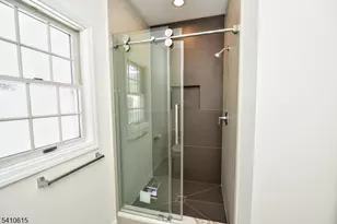 383 Lafayette Ave, Hawthorne, NJ 07506 - Photo 18