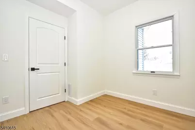 383 Lafayette Ave, Hawthorne, NJ 07506 - Photo 16